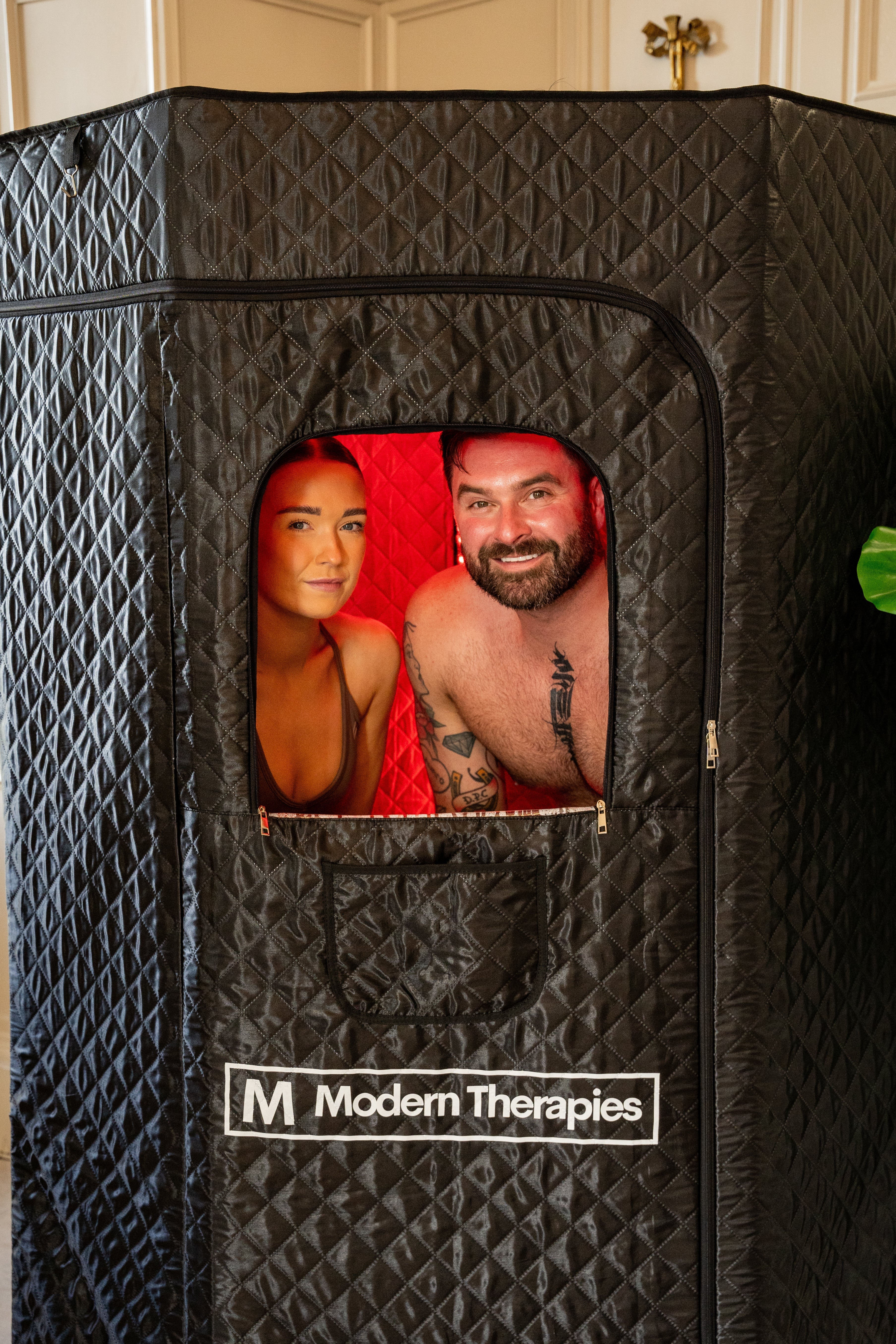 Red Light Therapy vs. Infrared Sauna: What’s the Difference (and Should You Use Both?)